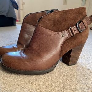 Clarks booties, like new - size 6.5